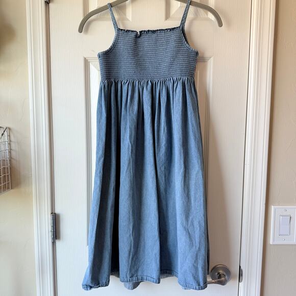 Hanna Andersson Smocked Light Washed Chambray Dress 130 - Picture 8 of 9